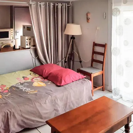 Feriehus 1 Bedroom Cozy In Granzay-gript Frontenay-Rohan-Rohan